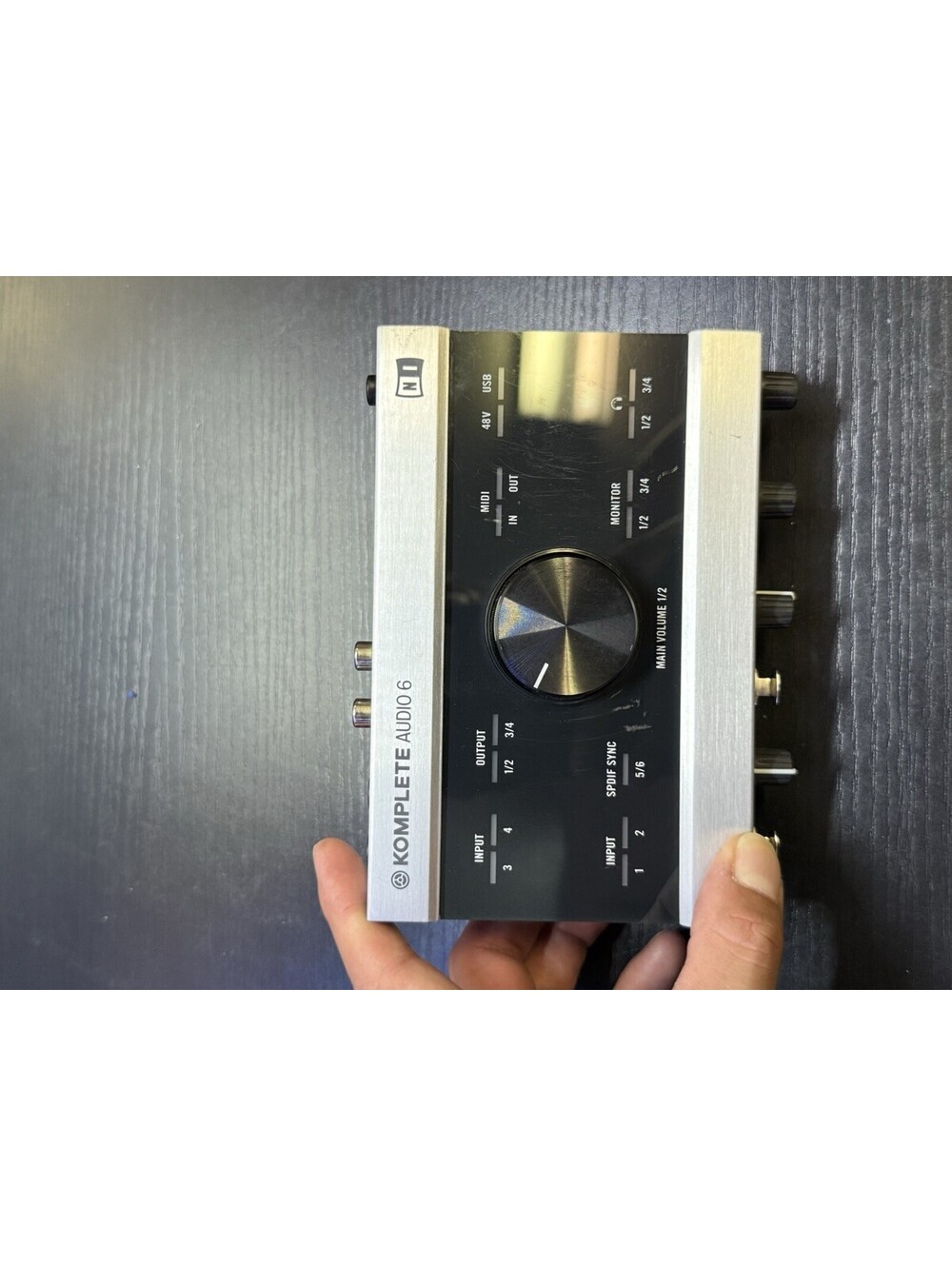 Native Instruments Komplete Audio 6 USB Audio Interface 6-Channel Silver - Picture 7 of 12